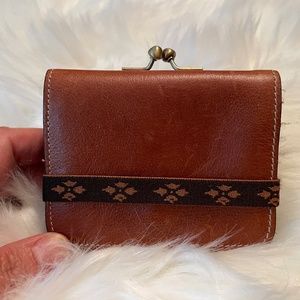 Patricia Nash small wallet
